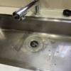 【水道工事のプロが教える】キッチンシンクの水漏れ修理、詰まりが原因の場合