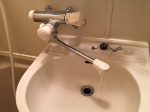 浴室シャワー水栓からの水漏れのチェックポイントとは
