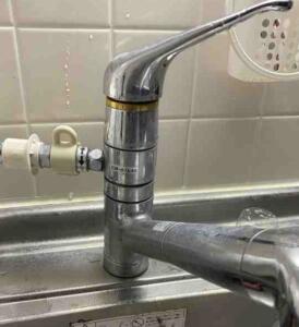台所水栓のレバーを扱いに気をつける